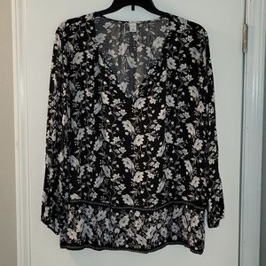 Old Navy Split Neck Long Sleeve Rayon Blouse, XXL, Black Floral Print